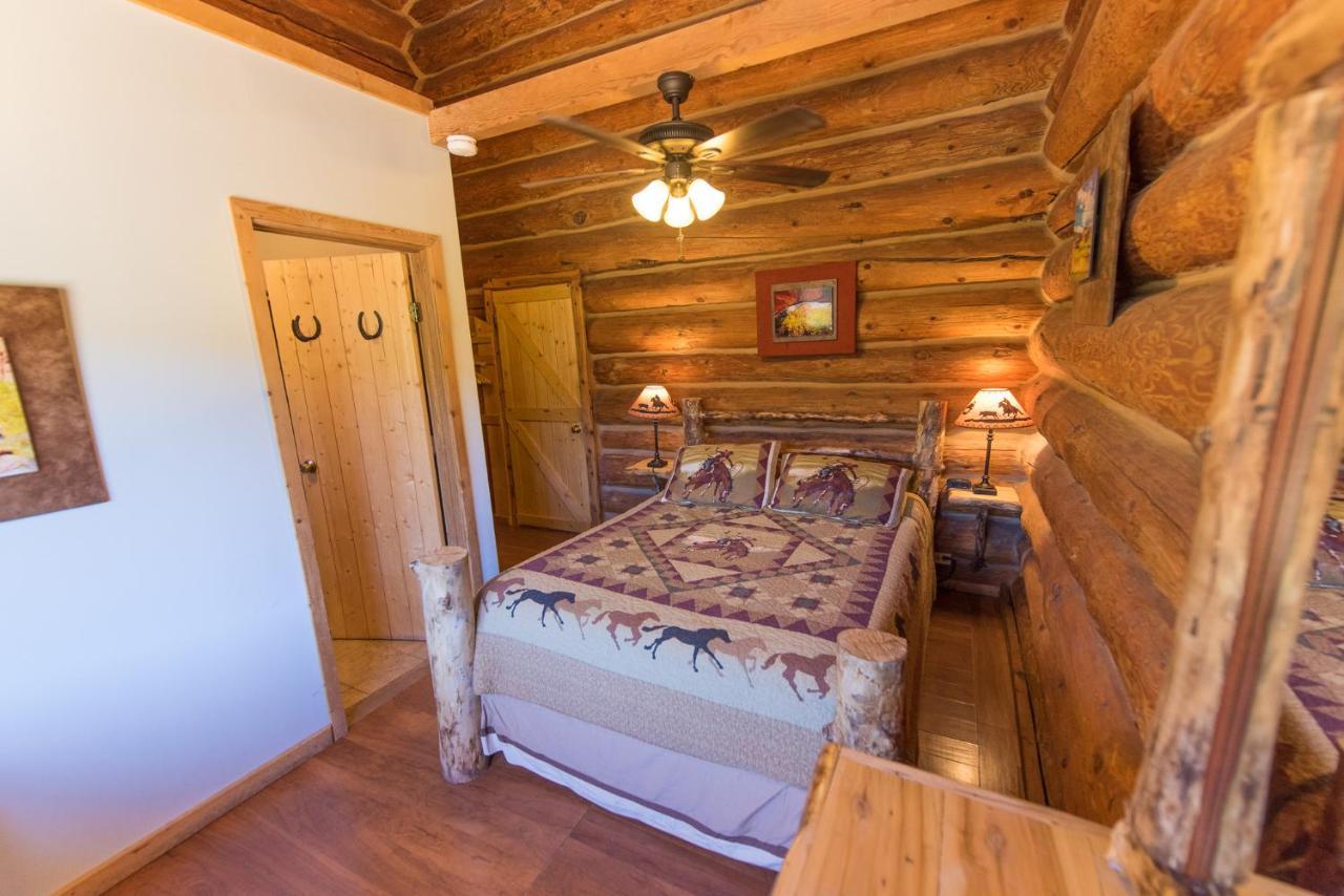 Alojamento de Turismo Selvagem Mountain Guest Ranch *